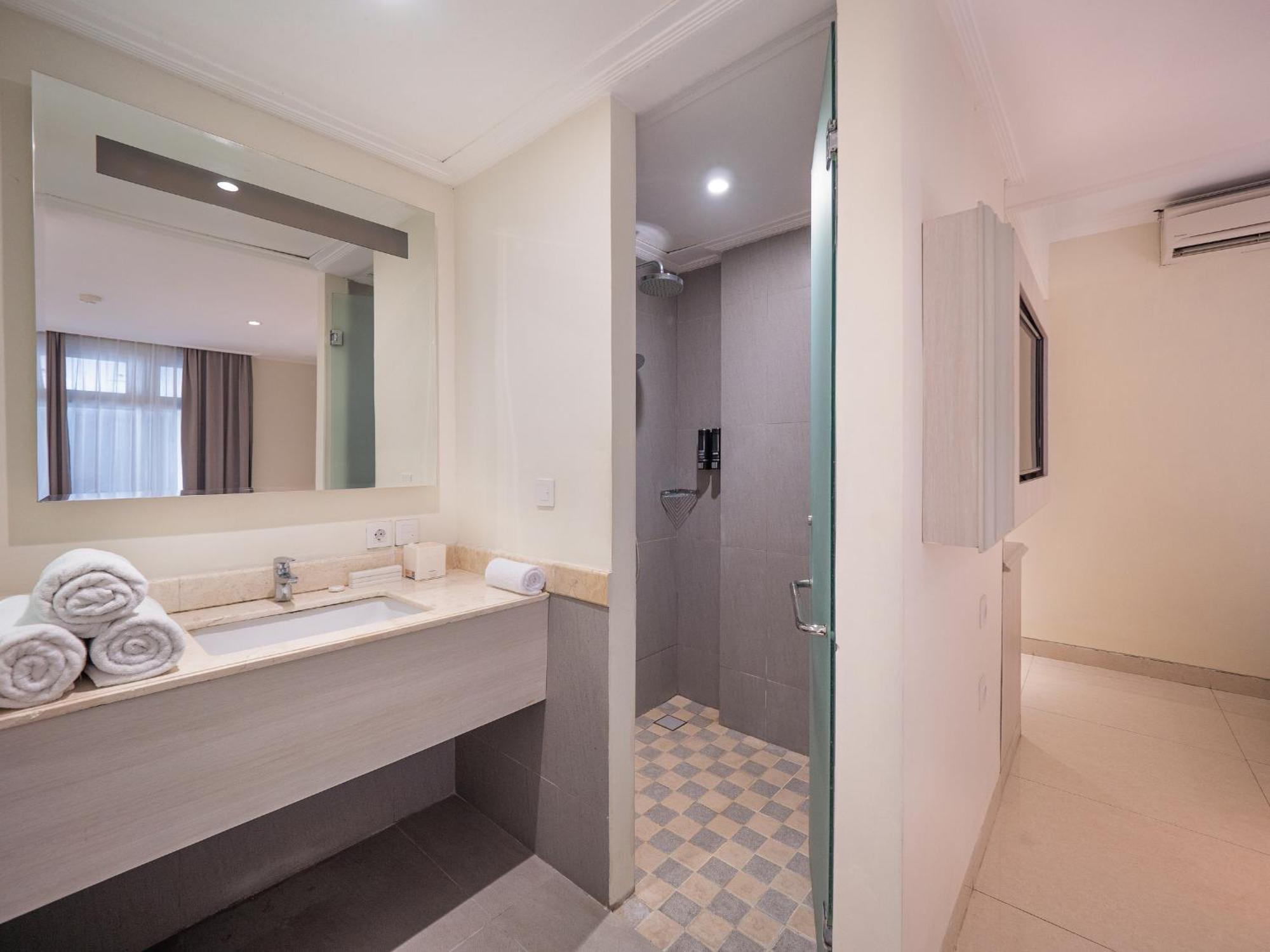 Hotel Alron Kuta